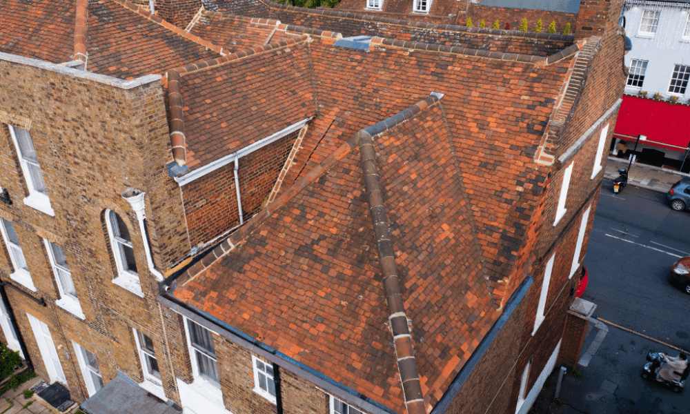 Uxbridge new build houses